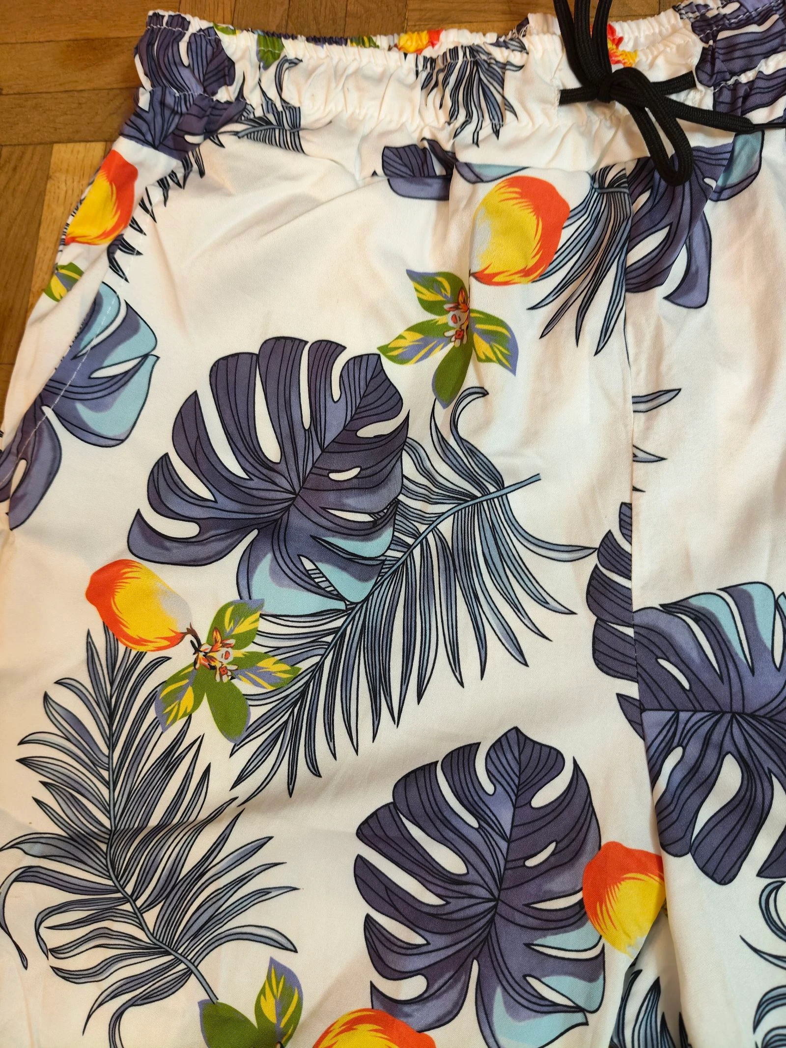 Korte bermuda's met bloemenprint voor zomer/herfst – photo 2